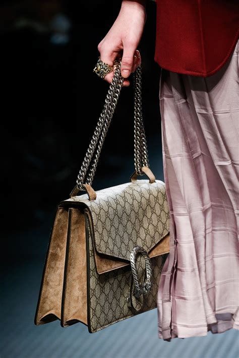 la cosa meno cara di gucci|Borse Gucci, 7 modelli investimento nel 2024 .